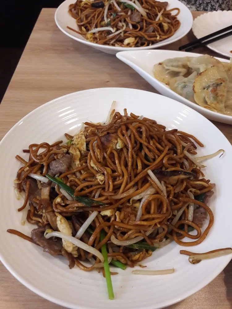 Nouilles Sautées Au Boeuf